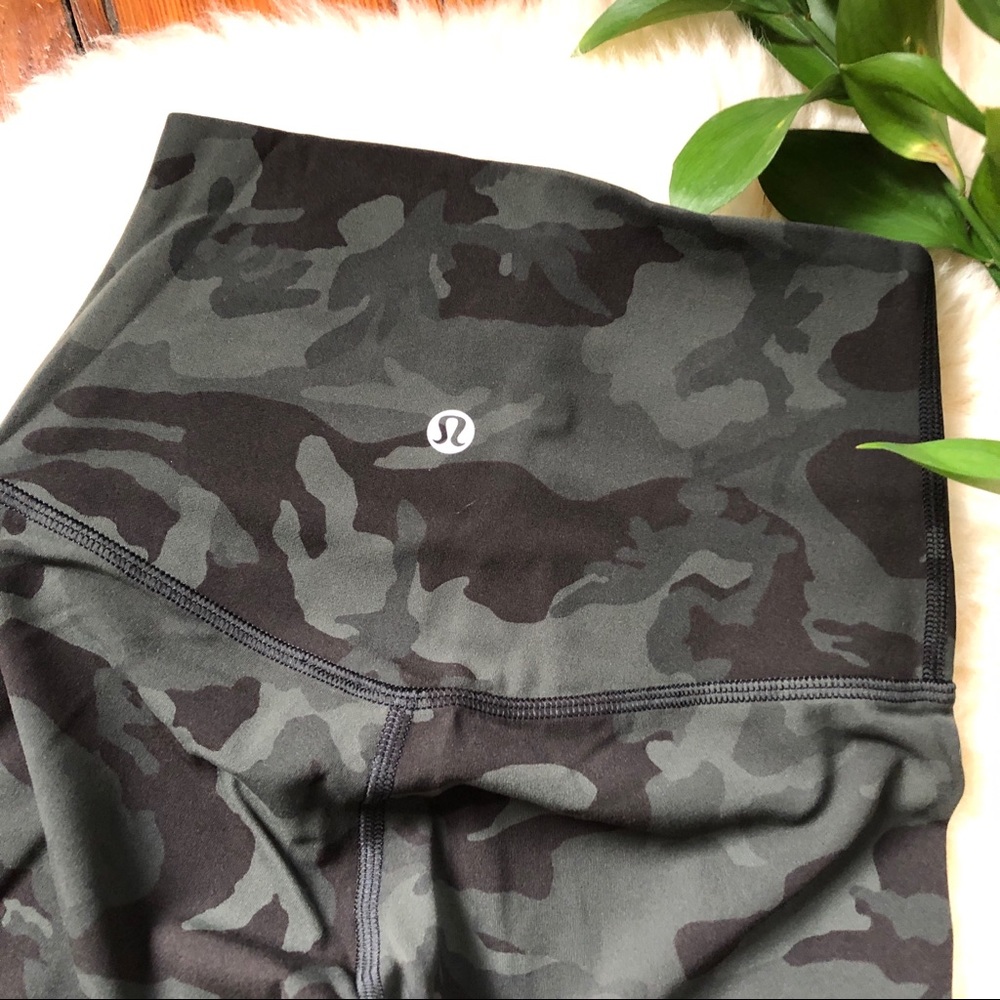NWT💕Lululemon Align HR Pant Incognito Gator Camo - Picture 7 of 7